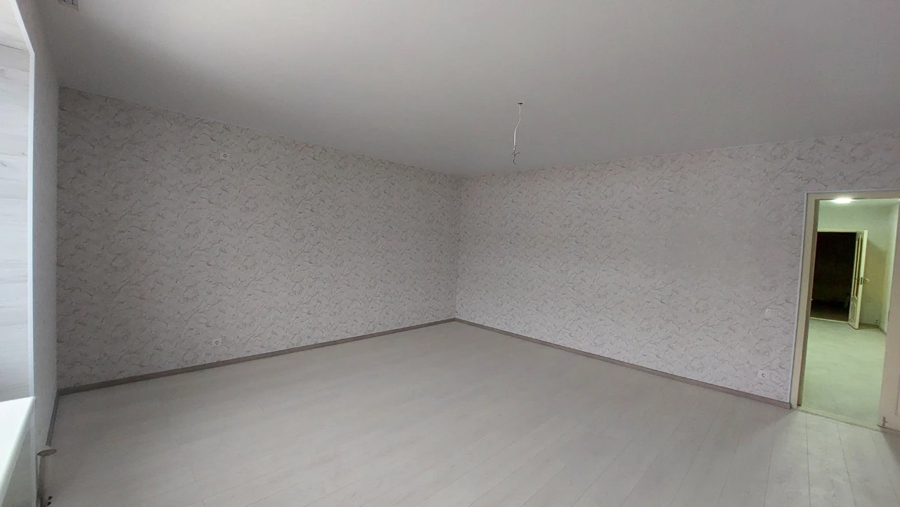 For Sale: 2-bedroom apartment. Kyivska St., 6a.