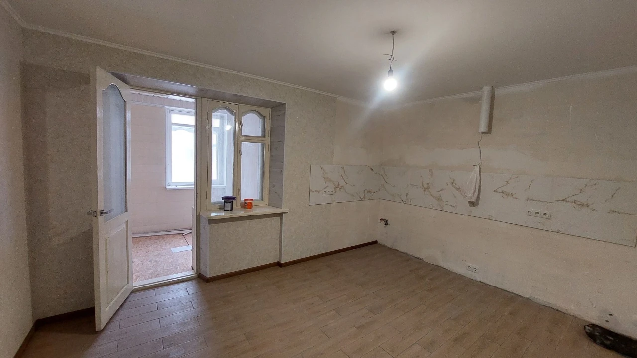 For Sale: 2-bedroom apartment. Kyivska St., 6a.