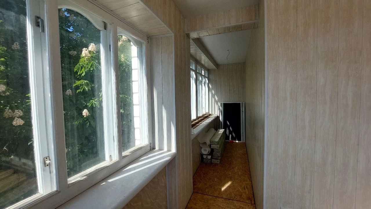 For Sale: 2-bedroom apartment. Kyivska St., 6a.