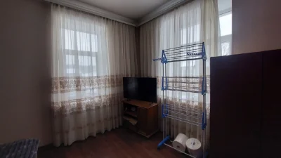 Продам 2-кімнатну квартиру. Вул.Дорошенка,12.