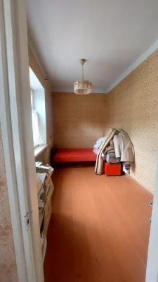 Продам 4-кімнатну квартиру. Вул.Шаргородська,46.