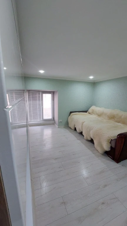 For Sale: 1-bedroom apartment. Street Kyivska, 8.