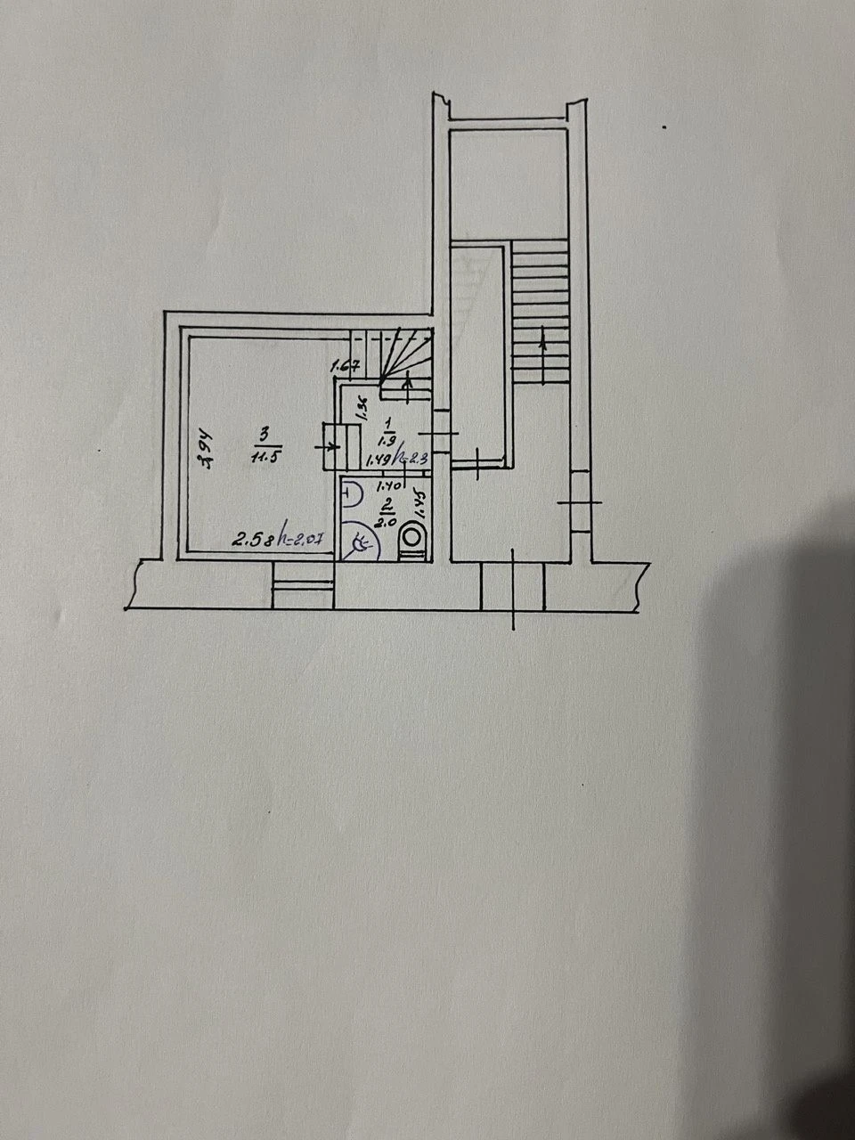 Продам 1-кімнатну квартиру. Вул.Київська,8.