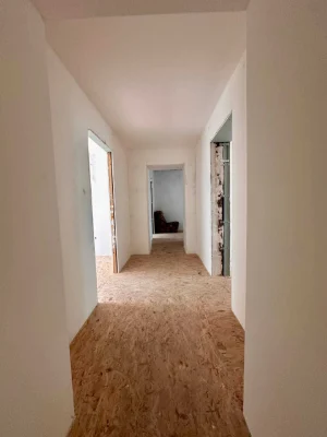 Трикімнатна квартира в центрі Хмільника