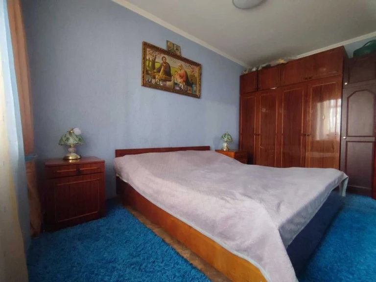 Sale of a 2-bedroom apartment in AGV, under the state program
