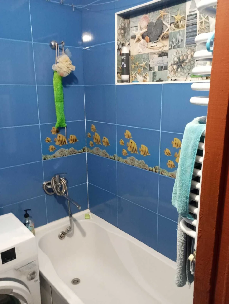 For Sale: 4-room apartment, 5 minutes to the center, renovated, everything nearby.