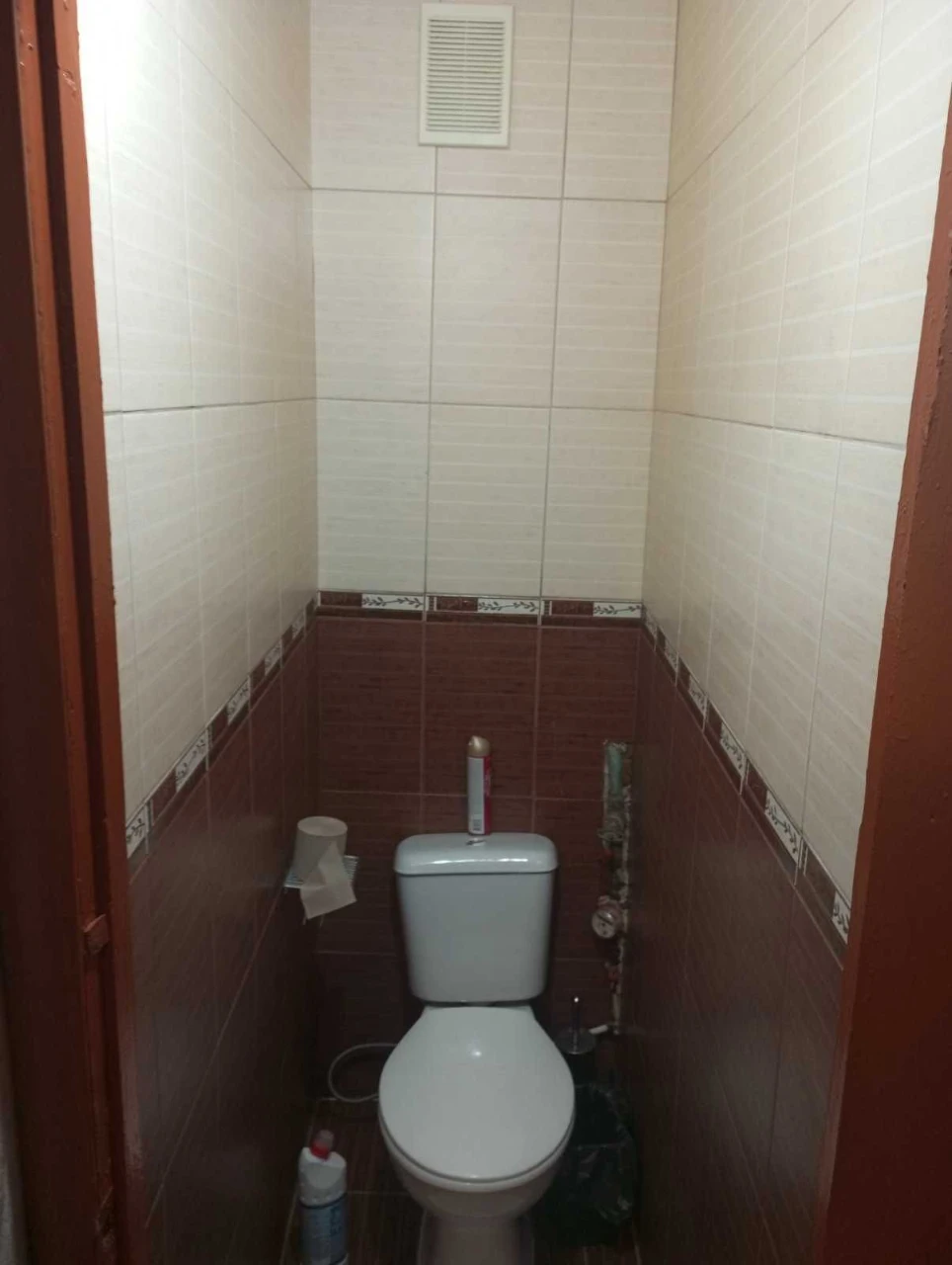 For Sale: 4-room apartment, 5 minutes to the center, renovated, everything nearby.