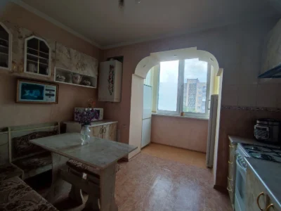 2-bedroom Apartment in the Center, Negotiable Price