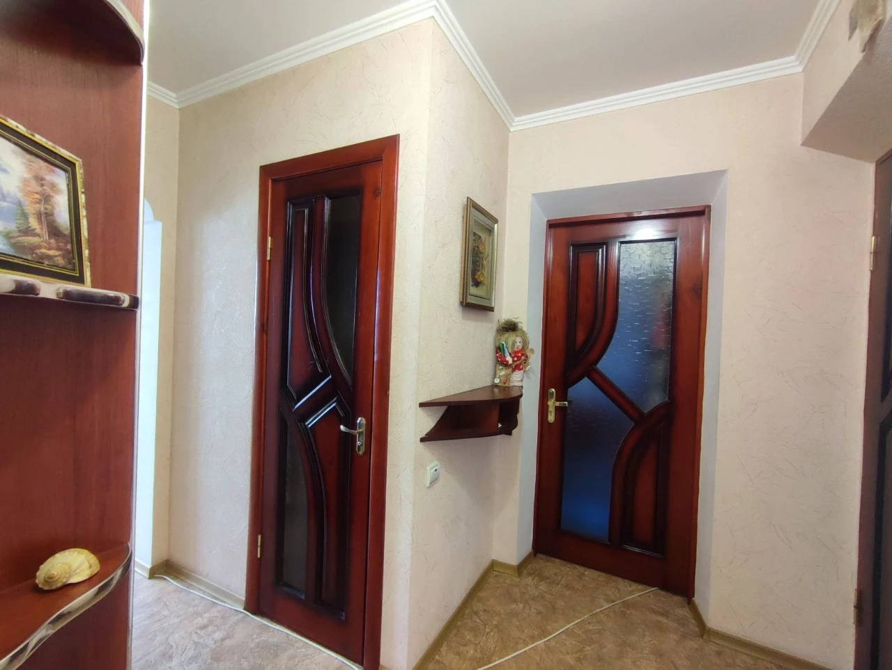 2-bedroom Apartment in the Center, Negotiable Price
