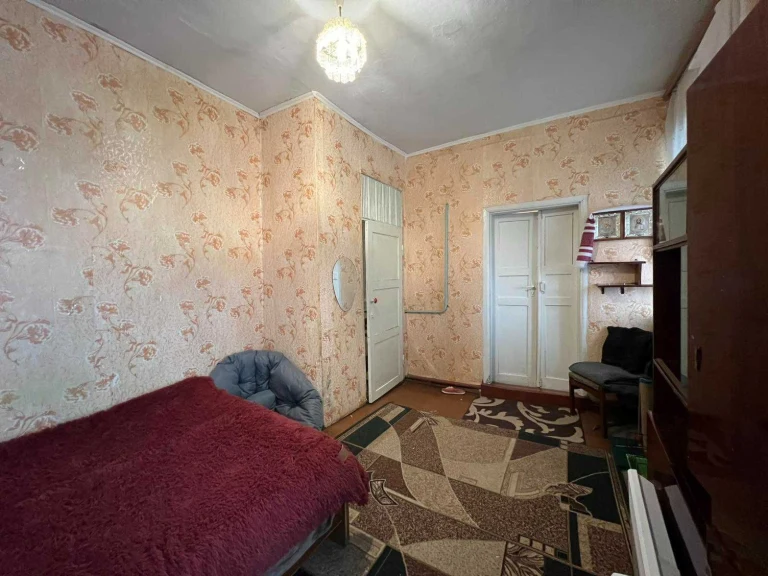 Apartment for sale in the city of Khmilnik, 6470