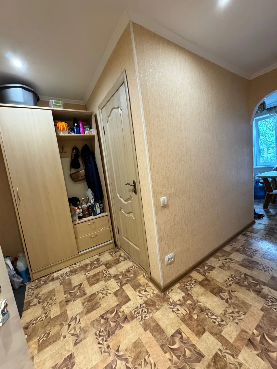 For Sale: 1-Bedroom Apartment