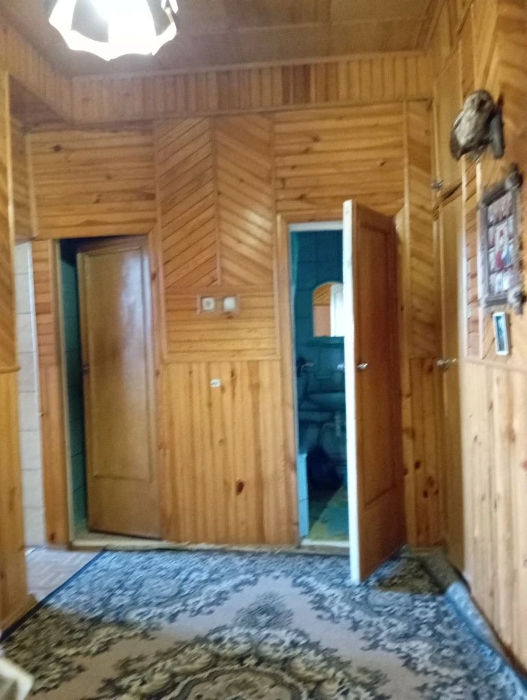 Urgent sale of a 3-room apartment in Gorohiv!