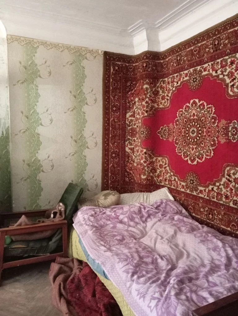 Продам 2 кім .кВ.під ремонт в 6 км.від м.Горохів !
