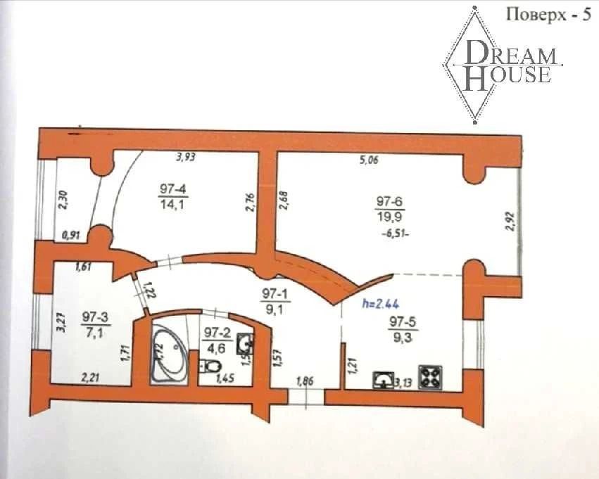 For Sale: 3-bedroom apartment with individual heating on street