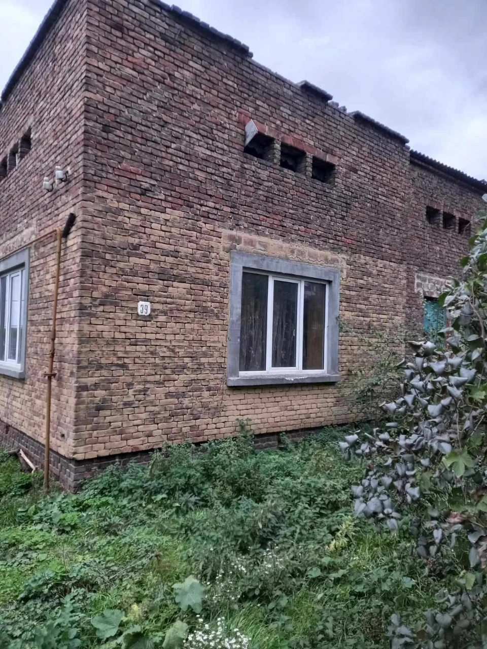 Продам 2-і 1к квартири в 6кв. будинку по вул. Устилузькій м.