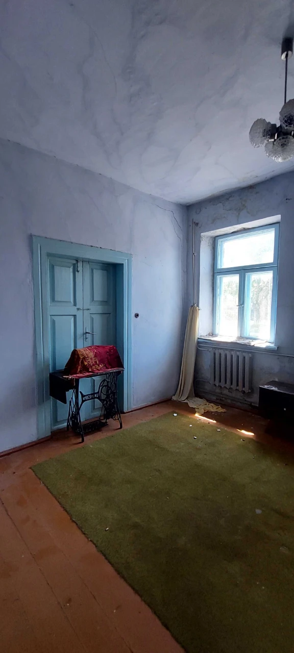 Apartment for sale with land