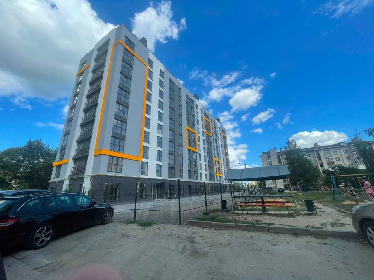 Apartment for Sale in "Sunny" Residential Complex