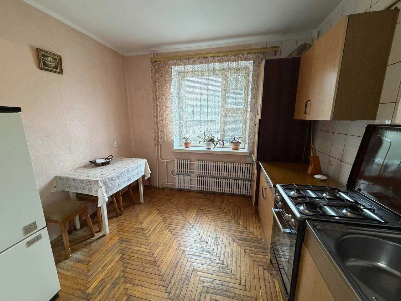 Продаж 2-кімнатній квартири на вул. Садовій