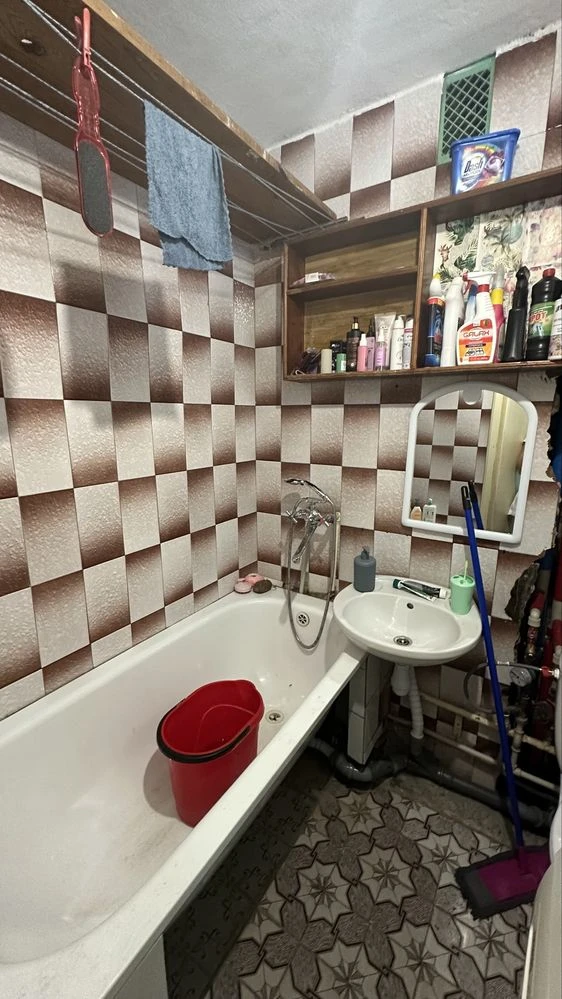 Apartment for sale on Відродження street