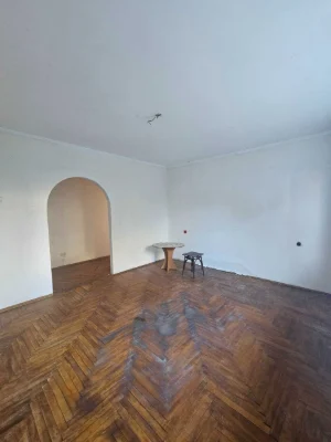Продается 3-комнатная квартира в центре города