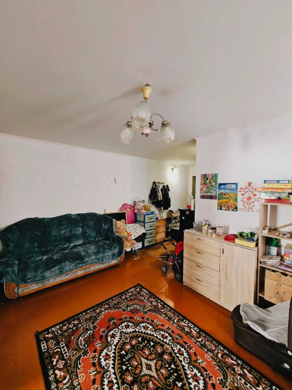 Sale of a 3-bedroom apartment in the city center