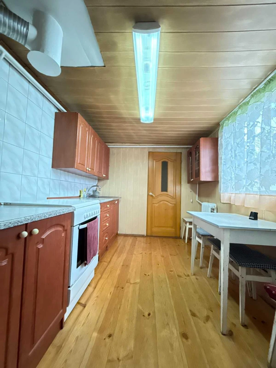 ПРОДАЖ 3-кім квартири в центрі міста з власним двором та гар