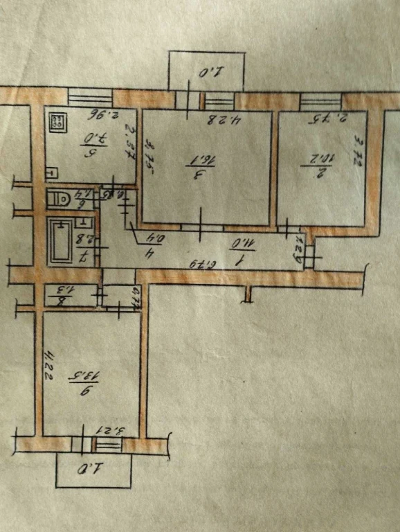 3-bedroom apartment in the city center
