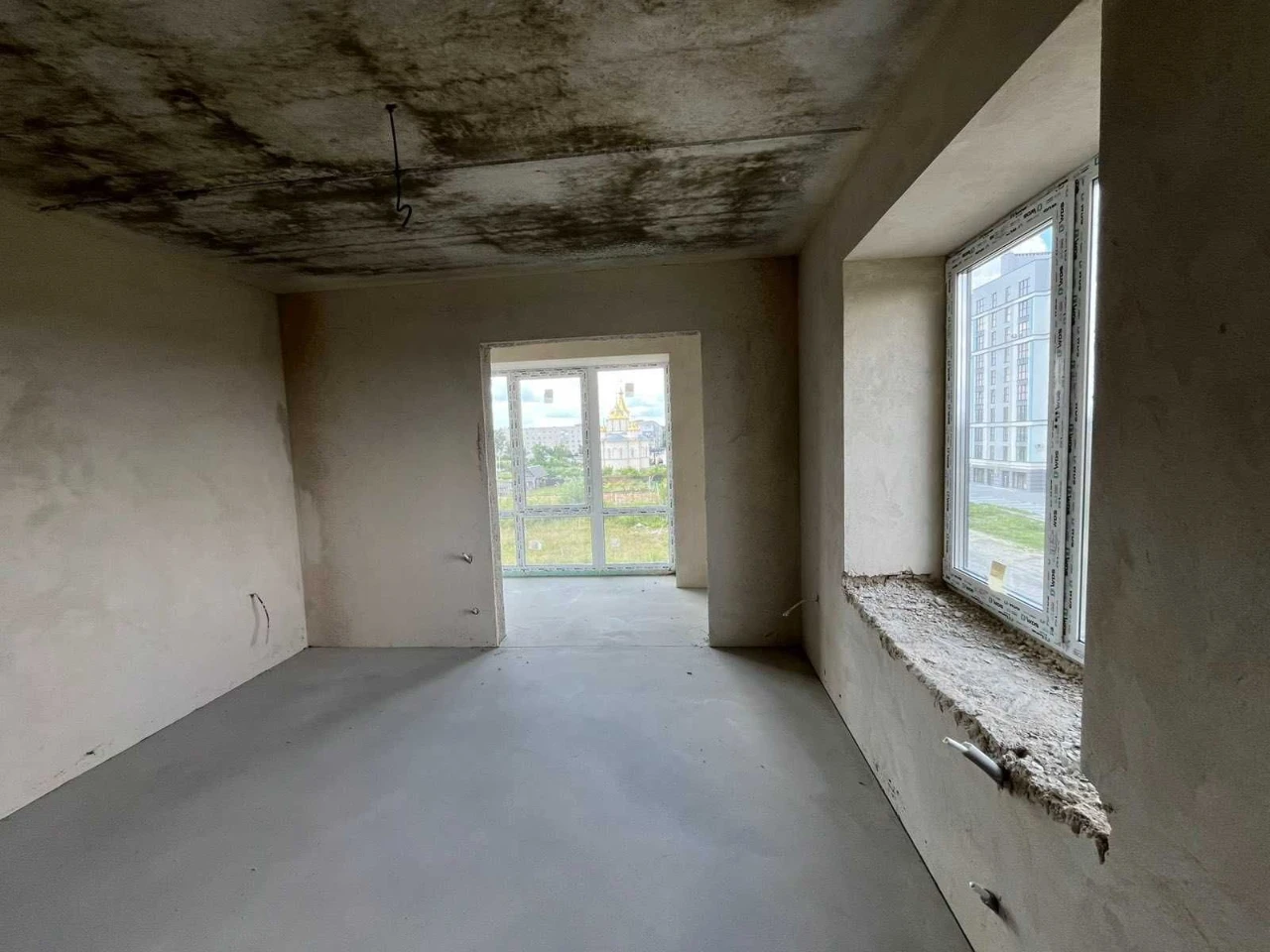 3-room apartment in a new building (sale possible under state program)