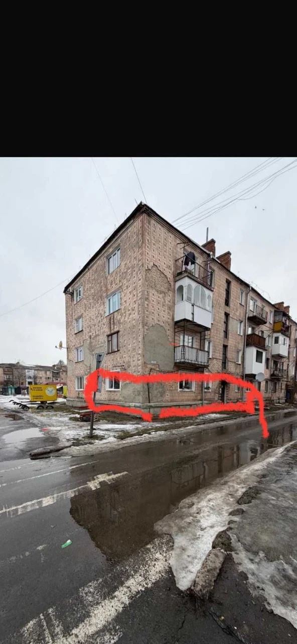Продается двухкомнатная квартира, можно под коммерцию