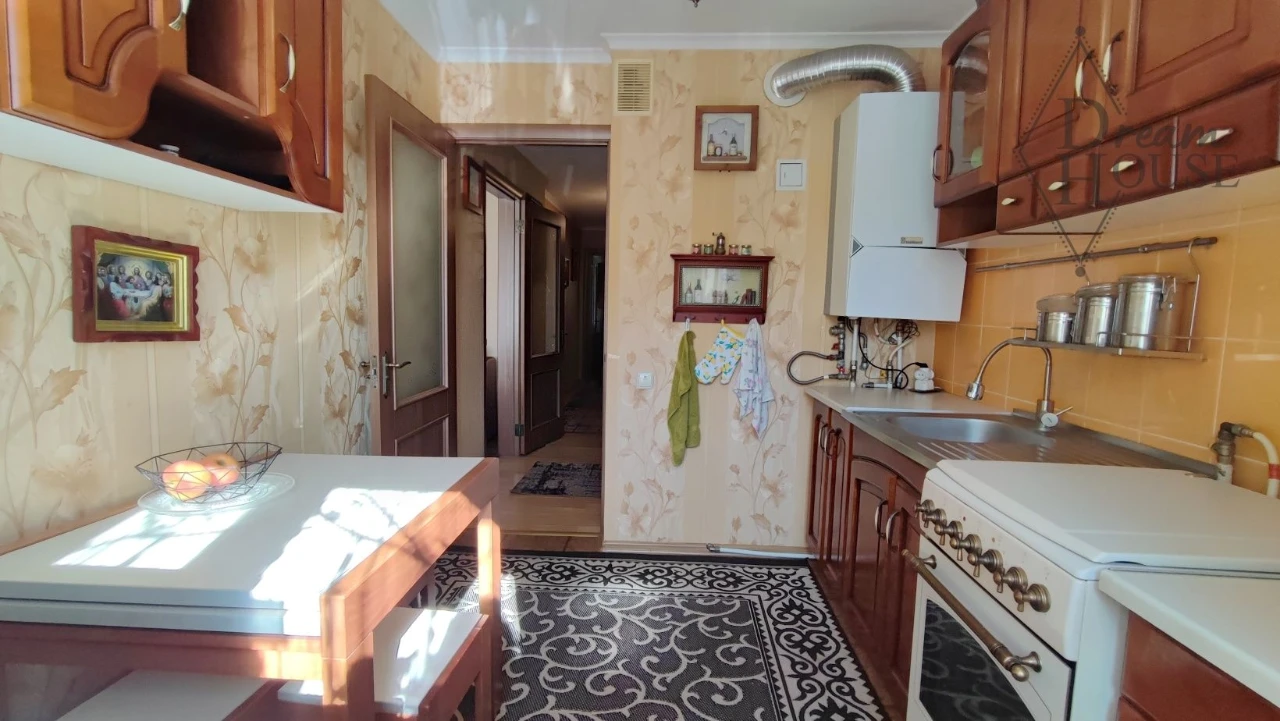 Продаж 3-кім.кв. з автономкою
