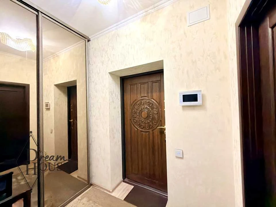 Apartment. Novovolynsk, Shakhtarska st.