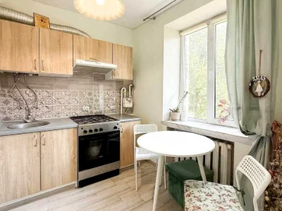 Apartment. Novovolynsk, Shevchenka Boulevard
