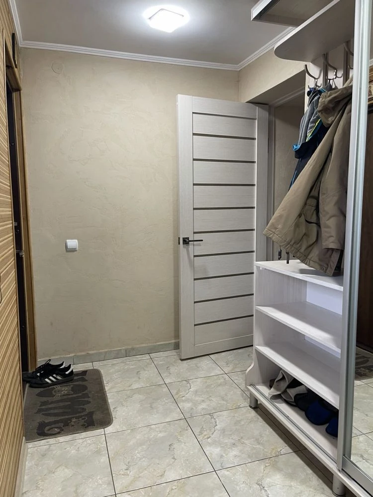 For sale, 2-bedroom apartment 57 sq m in the city center, Independence Street