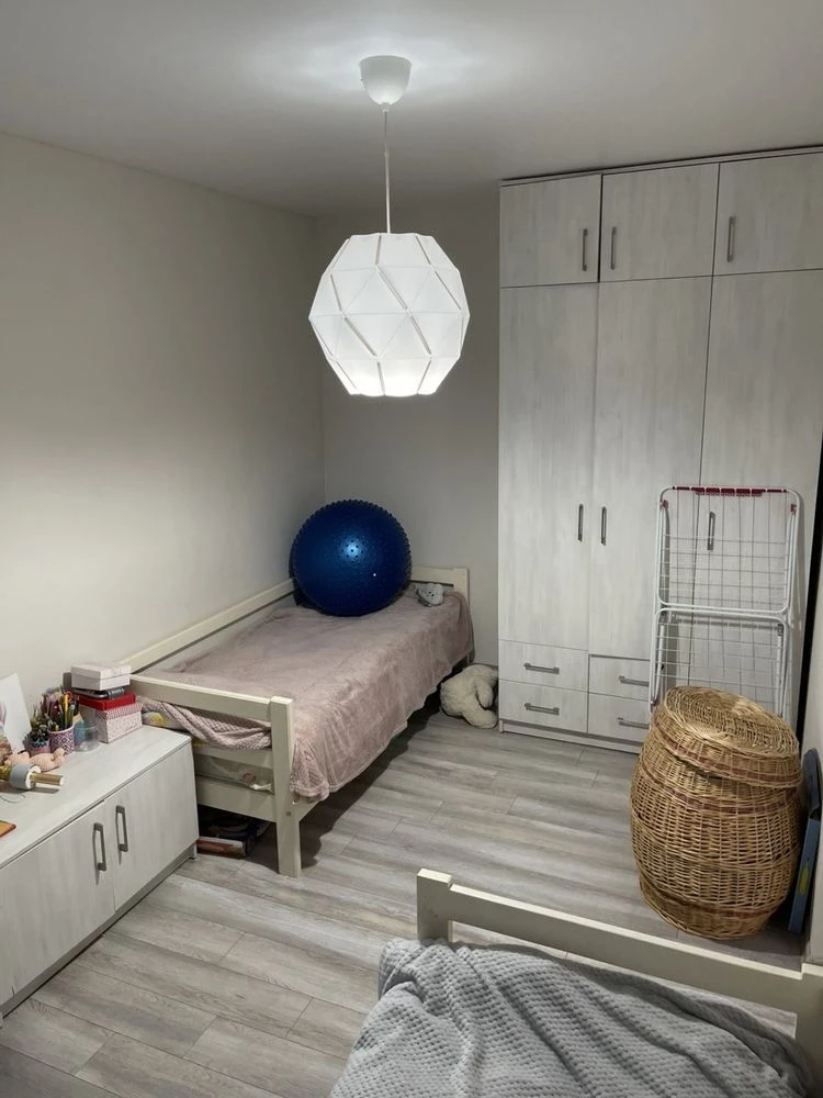 For sale, 2-bedroom apartment 57 sq m in the city center, Independence Street