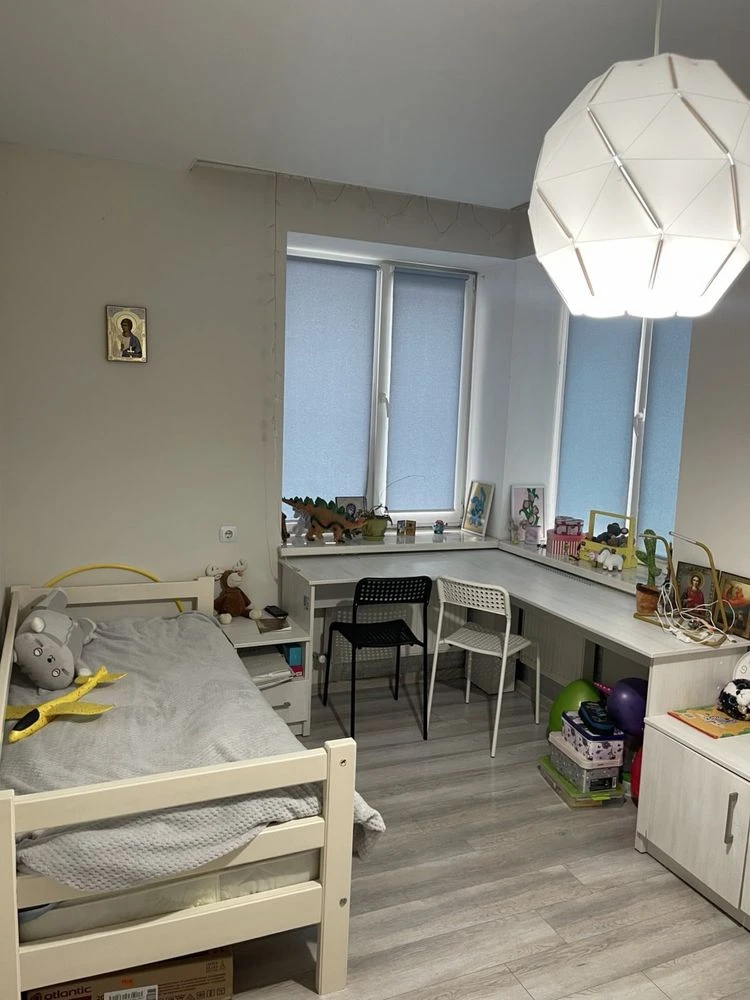 For sale, 2-bedroom apartment 57 sq m in the city center, Independence Street