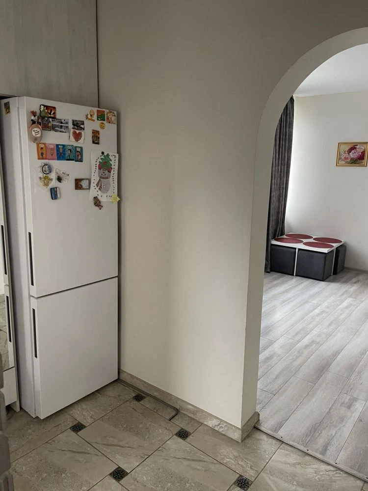 For sale, 2-bedroom apartment 57 sq m in the city center, Independence Street