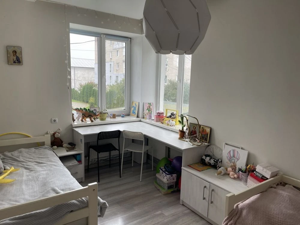 For sale, 2-bedroom apartment 57 sq m in the city center, Independence Street