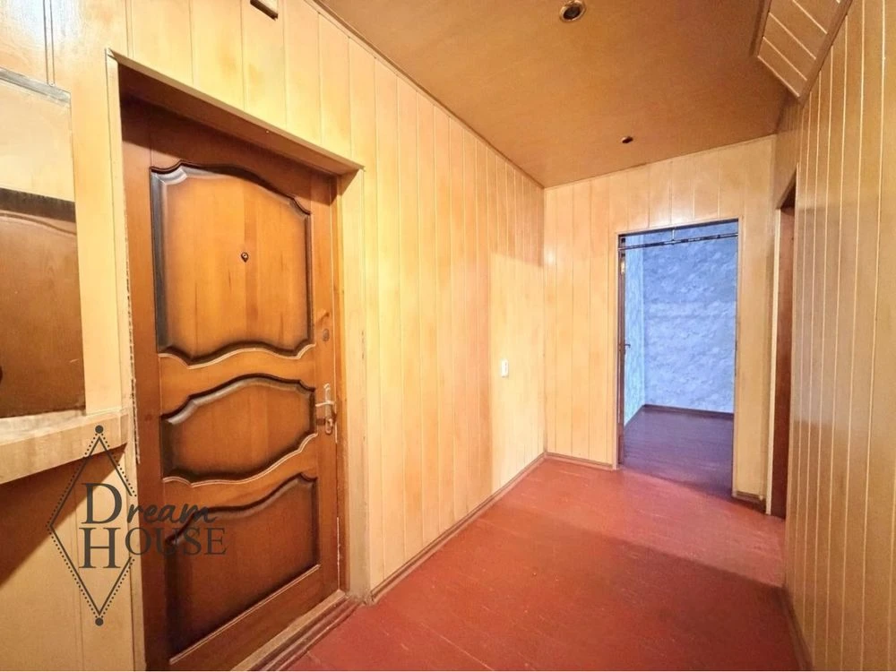 Sale of a 2-bedroom apartment