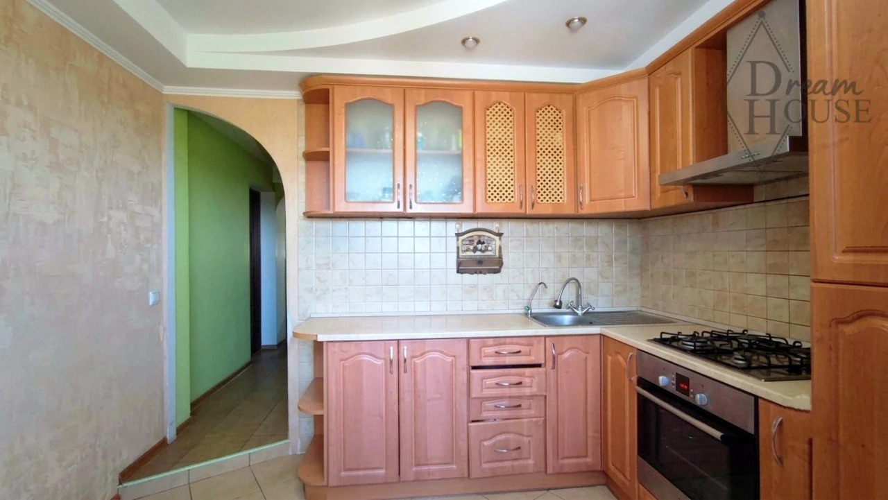 Sale of a 3-room apartment with autonomy