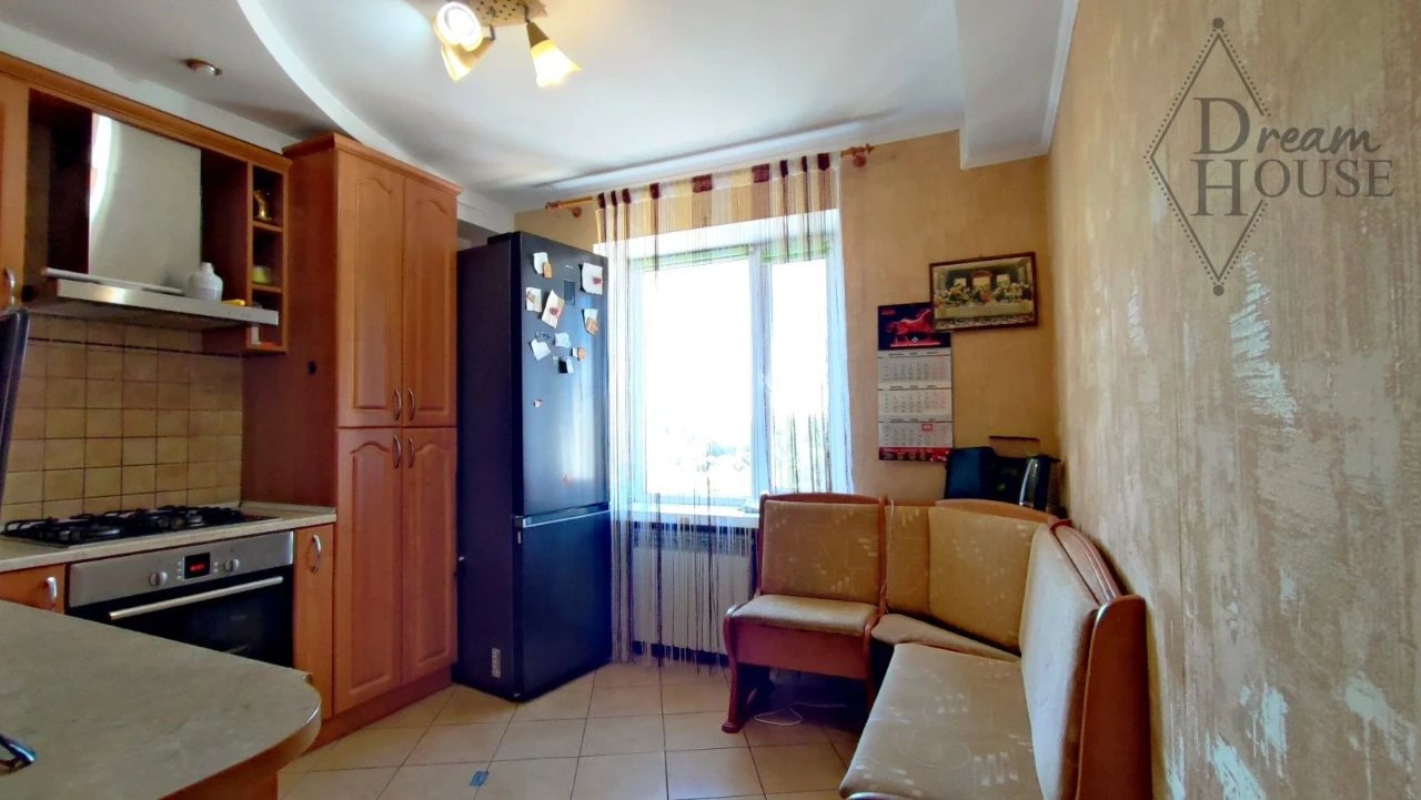 Sale of a 3-room apartment with autonomy