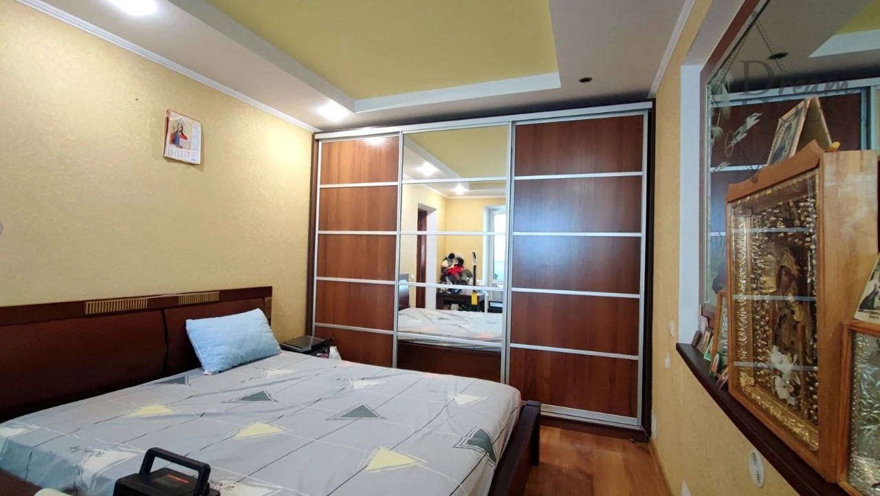 Sale of a 3-room apartment with autonomy