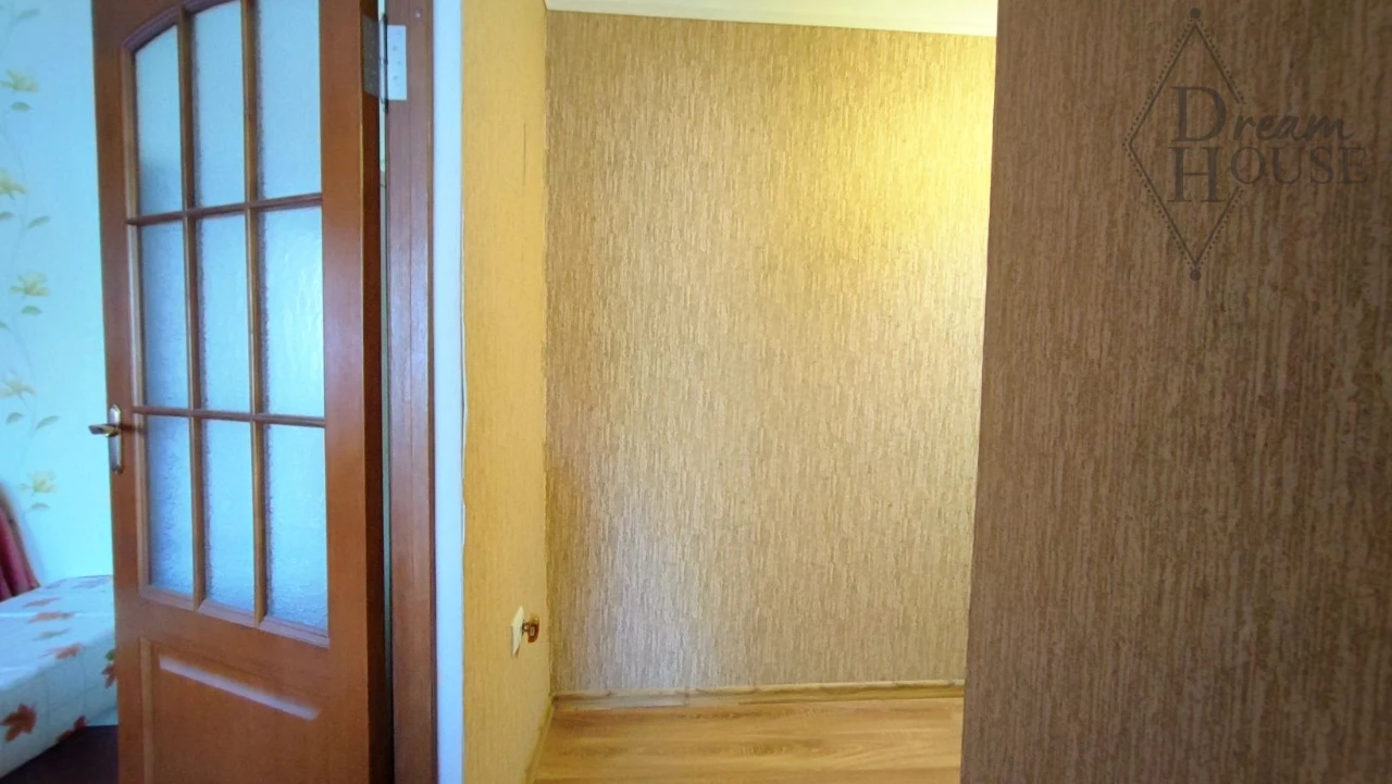 Sale of a 2-room apartment in the center on Nebesnaya Sotni Street