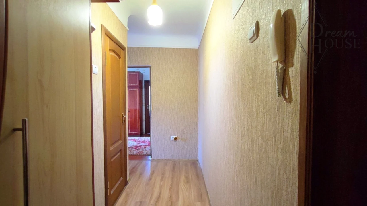 Sale of a 2-room apartment in the center on Nebesnaya Sotni Street