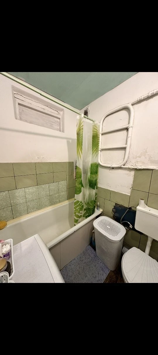 Apartment in the center of Novovolynsk, 1st floor