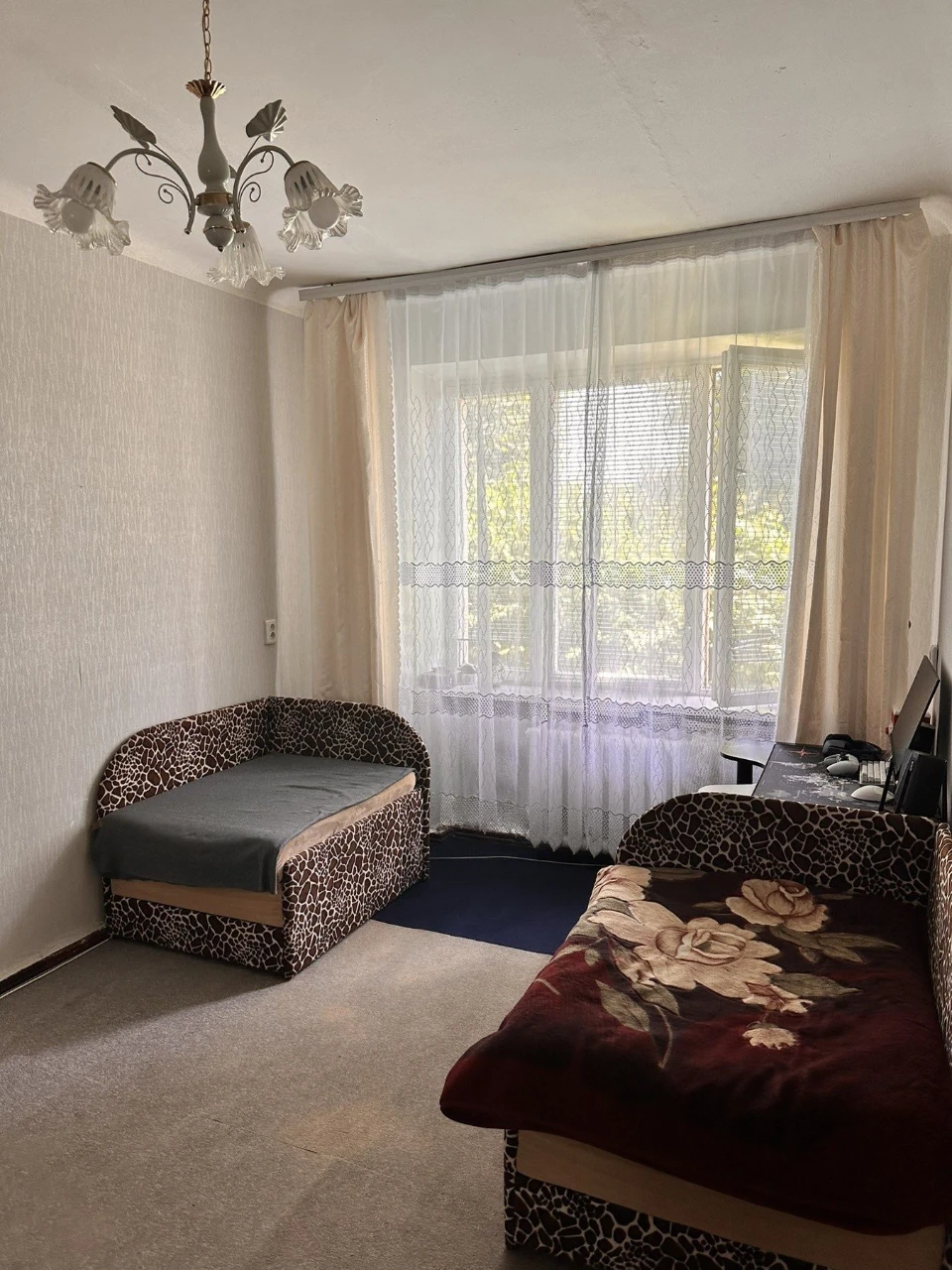Apartment in the center of Novovolynsk, 1st floor