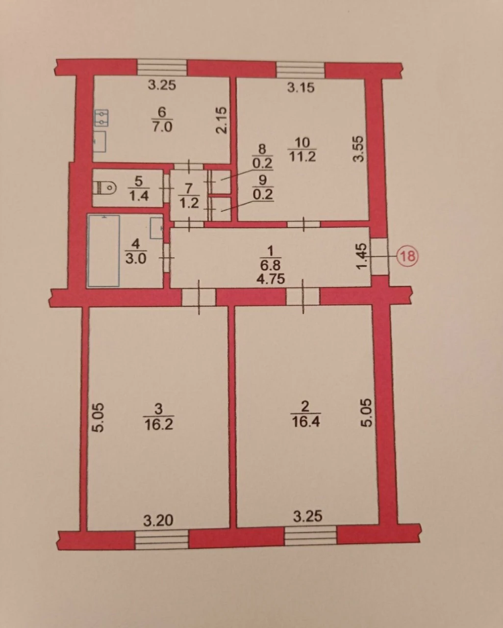 Продам квартиру 3 кімнати Сталінка 63.6 кв.м. Центр міста. В