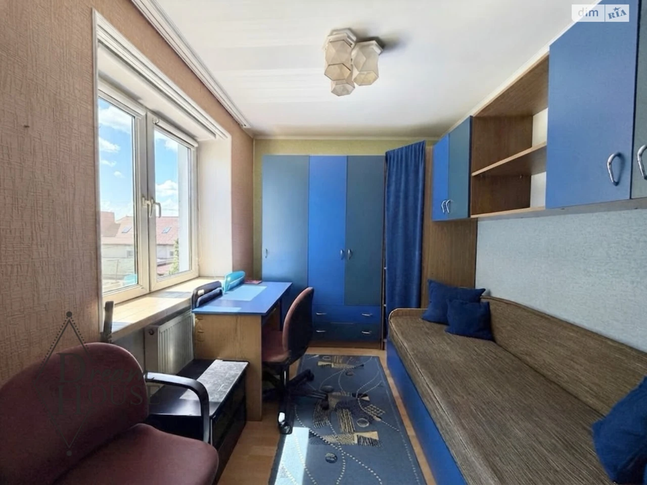 Apartment for Sale in Novy Volynsk