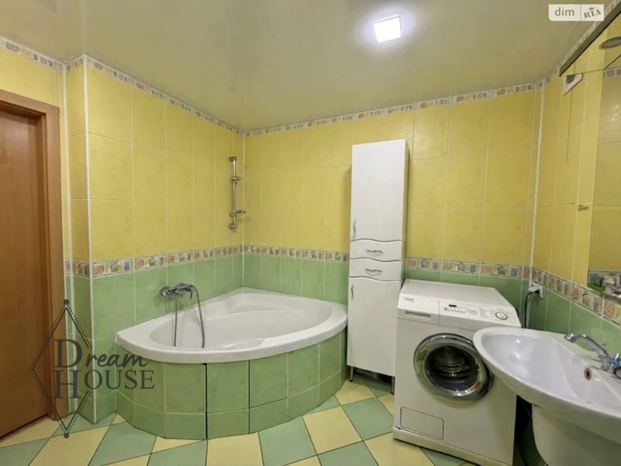 Apartment for Sale in Novy Volynsk