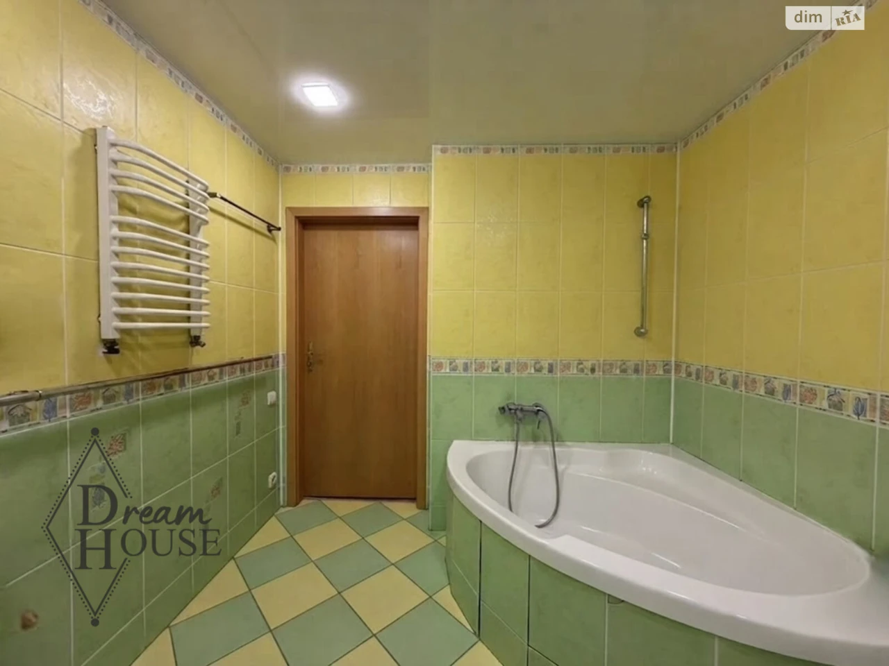 Apartment for Sale in Novy Volynsk