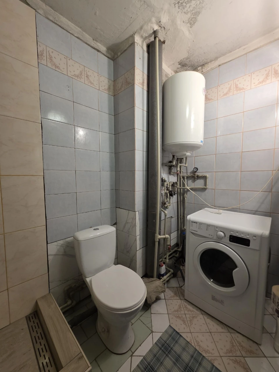 For Sale: Two-bedroom apartment in the village of Dniprovske